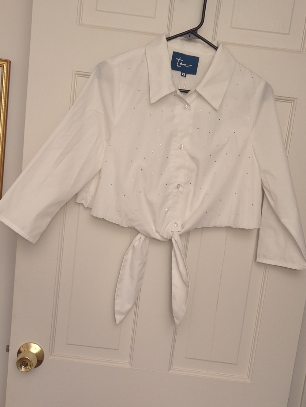 Tea Collection White Tie-Front Embellished Cropped Button-Down Shirt